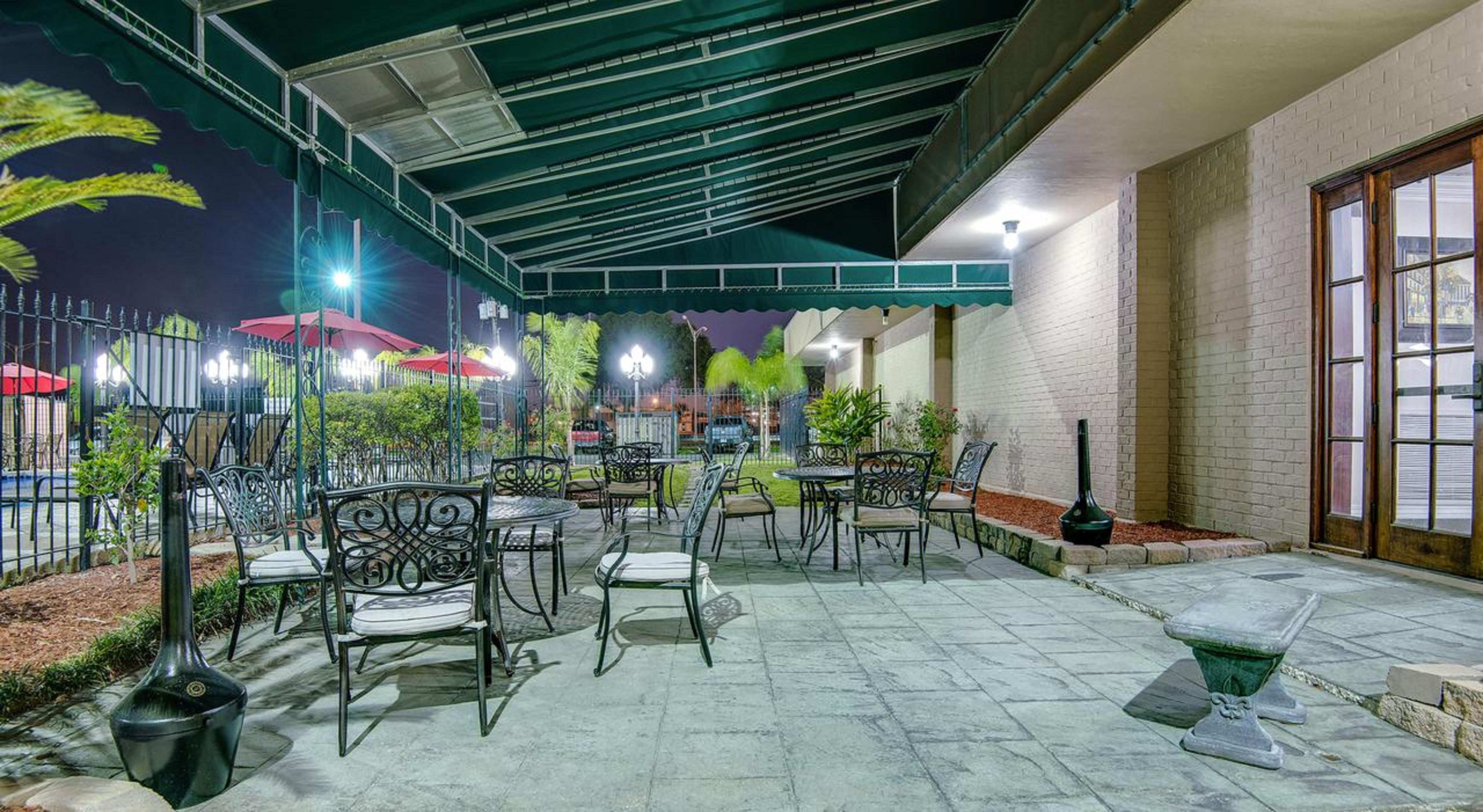 מלון Ramada By Wyndham Metairie New Orleans Airport מראה חיצוני תמונה
